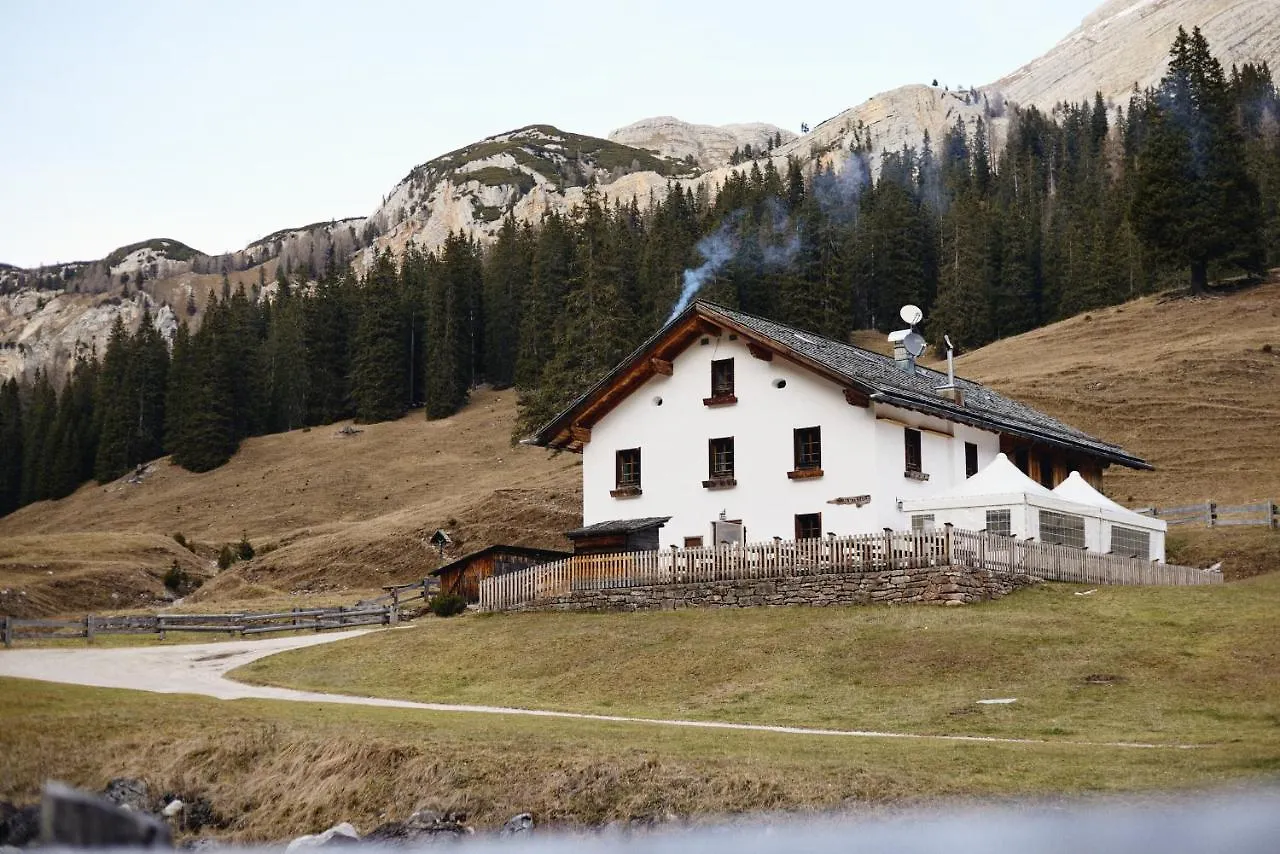 Rifugio Malga Ra Stua Villa Cortina d'Ampezzo 0*,